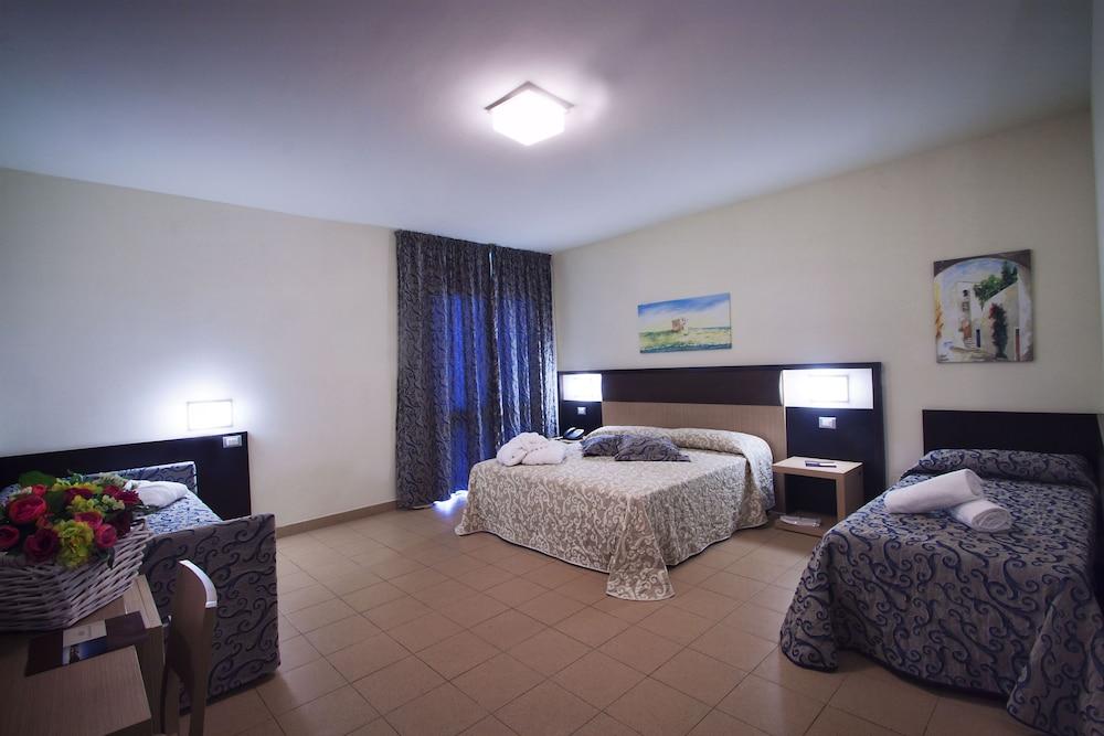 Riva Marina Resort - Cdshotels Carovigno Ngoại thất bức ảnh